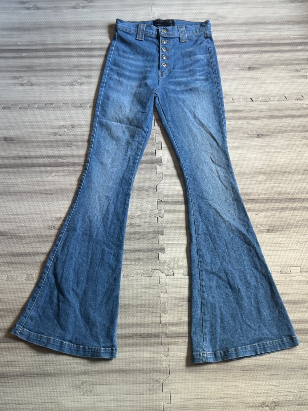 Veronica Beard Women's Light Wash High Rise Button Fly Bell Bottom Jeans